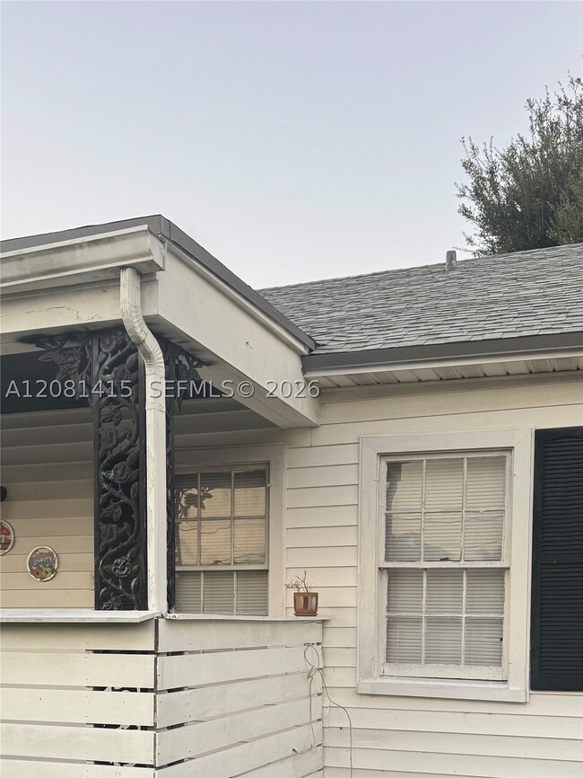 Building Photo - 3271 NW 15th St