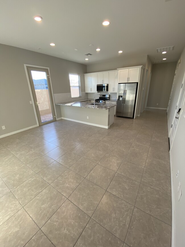 Foto del edificio - 5860 S Delaware St