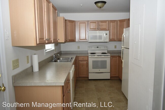Building Photo - 2 br, 1.5 bath House - 3 B Berlin St