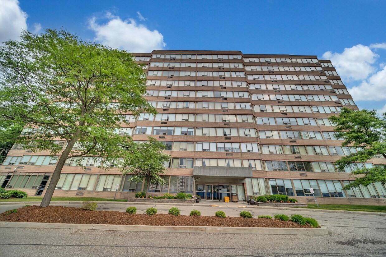 Photo principale - 3227 King St E