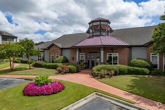 Building Photo - MAA Avala