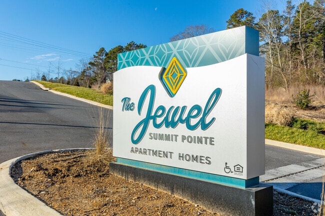 Building Photo - The Jewel Summit Pointe