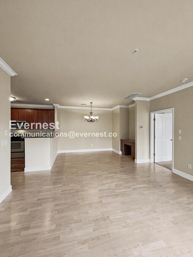 Foto del edificio - 7232 Althorp Way