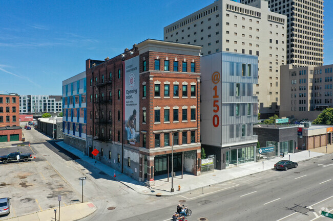 Building Photo - 150 N. Third Street Apartments