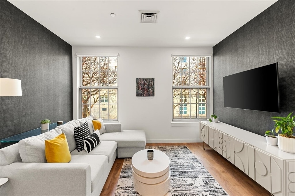 Foto principal - 45 1st Ave