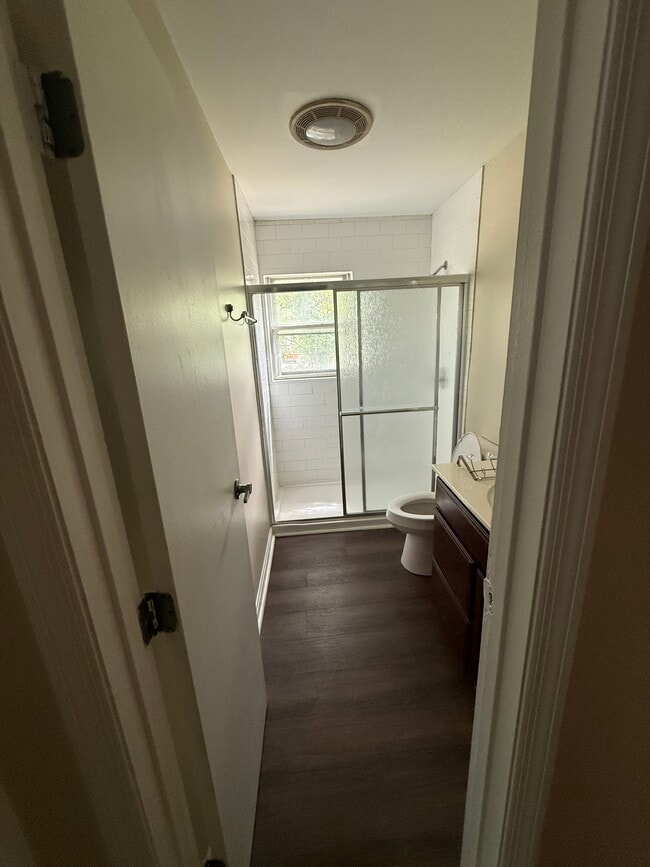 Building Photo - 8281 Sobax Dr