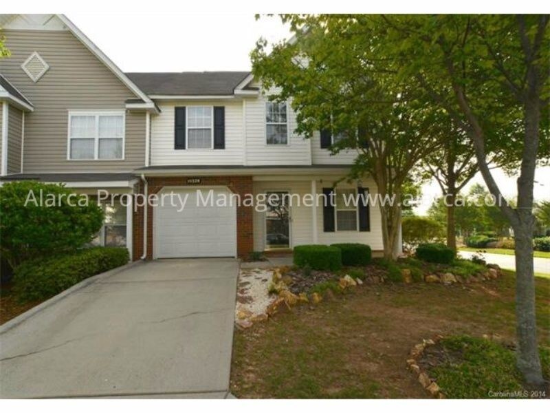 Primary Photo - 10328 Flatstone Road Charlotte NC 28213