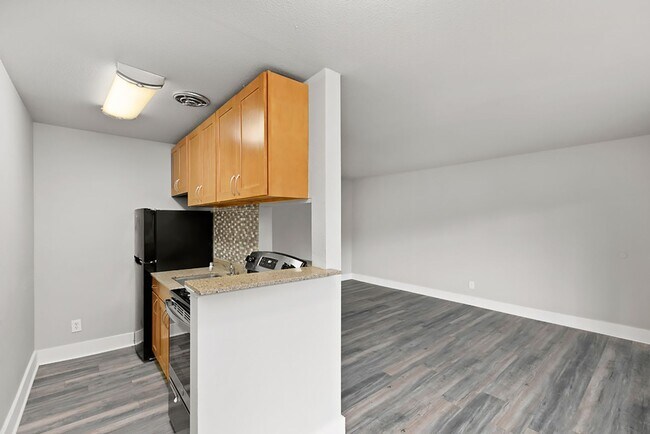Foto del interior - Westcrest Apartments: Leasing Specials! Renovated units in West Seattle.