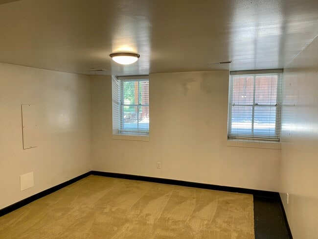 Bedroom 1 - 249 S Douglas St