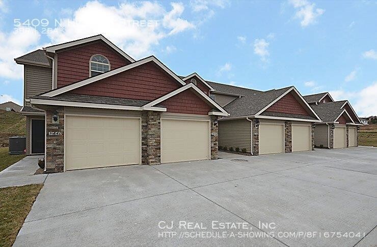 Foto principal - 5409 N Hickory St