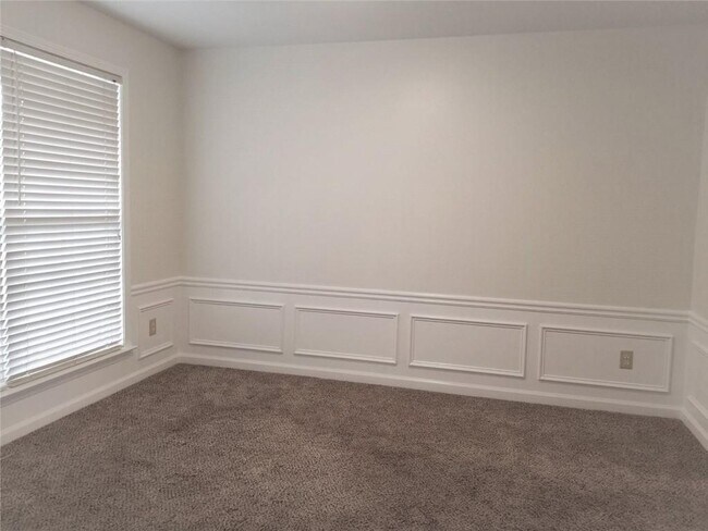 Foto del edificio - 500 Alstonefield Dr