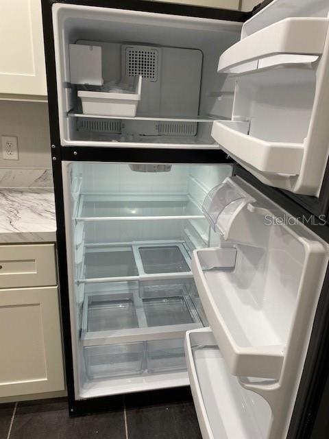 Building Photo - 165 Windtree Ln