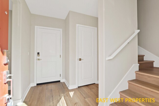 Building Photo - 25 Stetson St