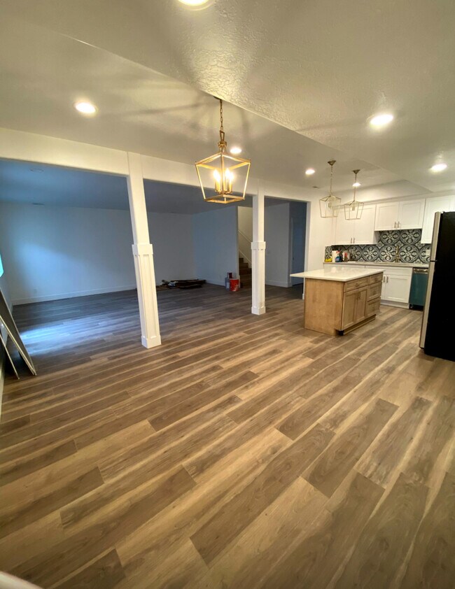 Extremely open and spacious - 14987 S Selton Way