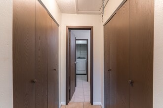 Building Photo - 2445 Briarwest Blvd