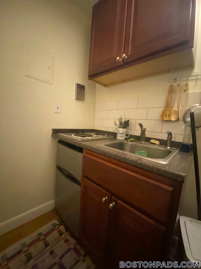 Building Photo - 49 S Huntington Ave