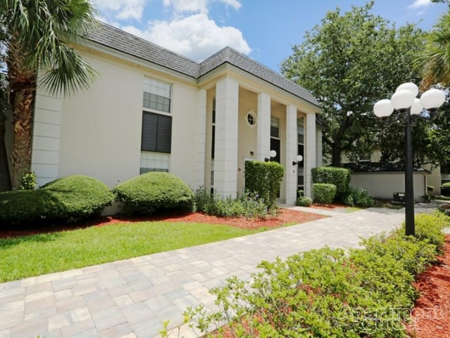 Building Photo - 3040 Aloma Ave