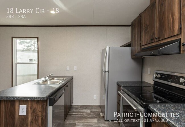 Foto del edificio - 18 Larry Cir