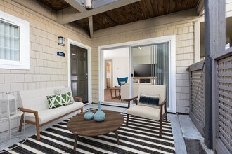 eaves Daly City photo'