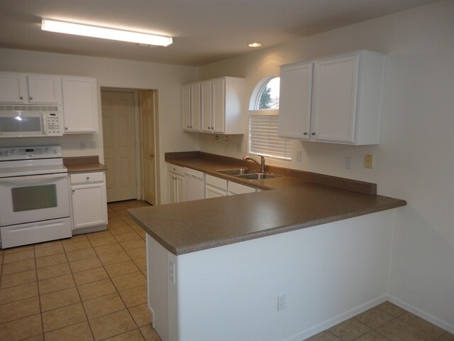 Foto del edificio - 6656 E Virginia Street