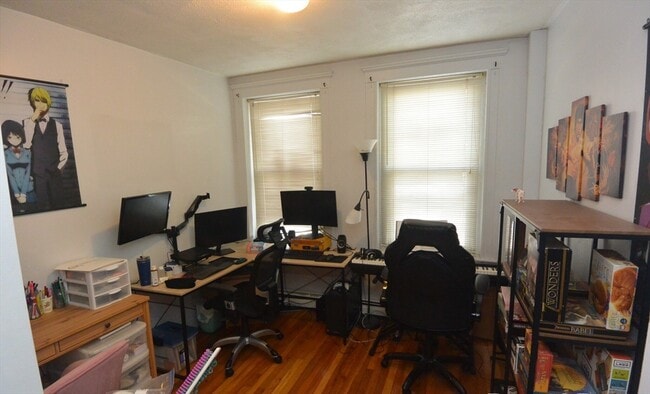 Foto del edificio - 24 Ransom Rd