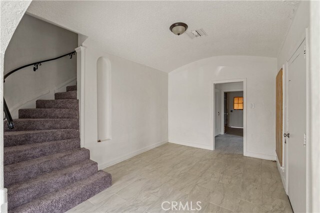 Foto del edificio - 272 W 9th St