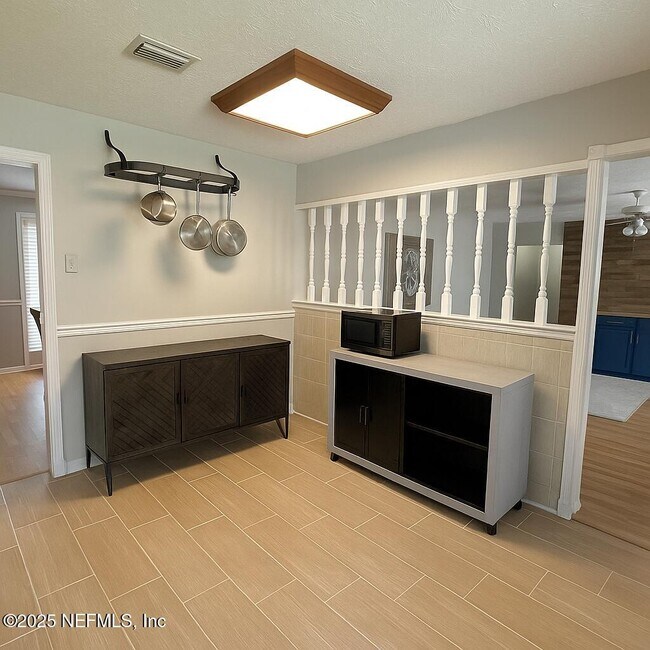 Foto del edificio - 3671 Red Oak Cir W