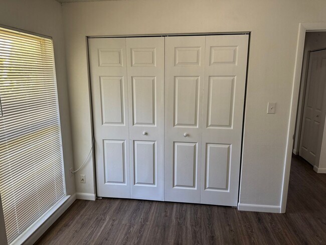 Building Photo - Charming 2BR Duplex in Ocala