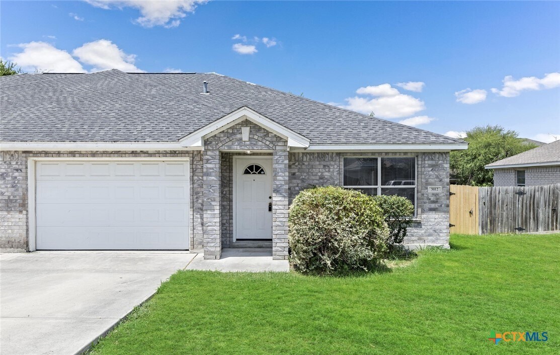 Primary Photo - 3012 Pine Valley Dr