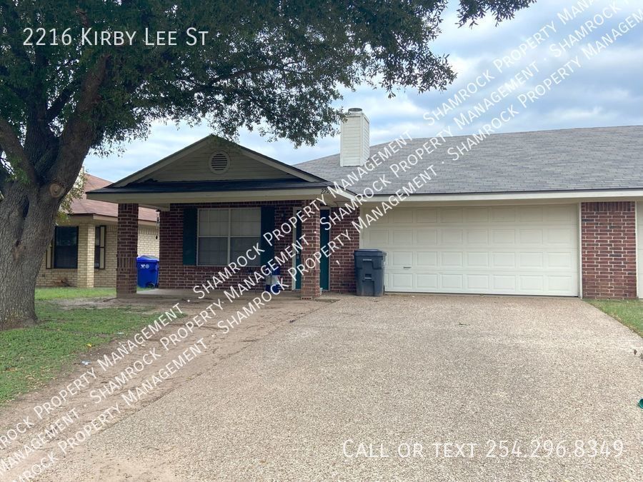 Primary Photo - Duplex in Midway ISD!