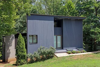 Building Photo - 137 Baylor Ln