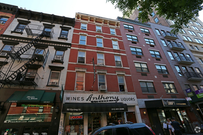 Building Photo - 52 Spring St