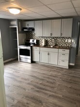 Building Photo - 778 3rd St