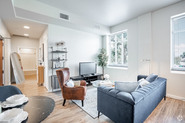 1BR, 1BA - 650SF - Living Room - St. Elizabeth Place