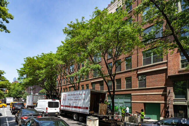 Building Photo - Kimberly Condominiums