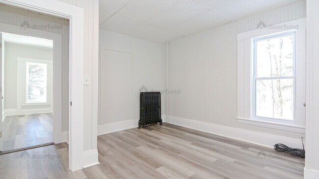 Foto del edificio - 220 S Main St