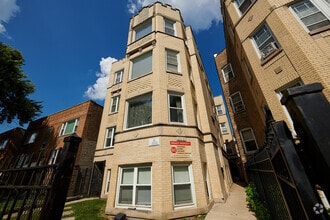 Building Photo - 6333 N Francisco Ave