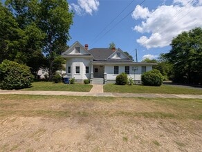 Building Photo - 900 W Tuskeena St