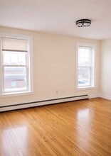 Building Photo - 753 Broadway