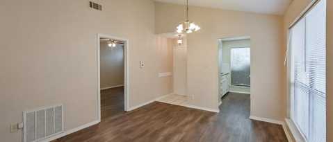 Foto del edificio - 2704 St George Pl