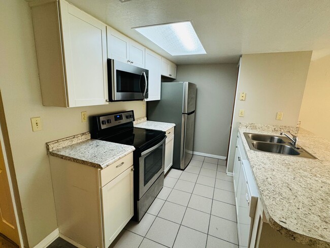 Building Photo - 3 Bedroom/2 bathroom Condo in Kissimmee!!