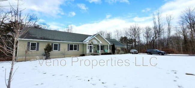 Building Photo - 2057 Rowley Rd