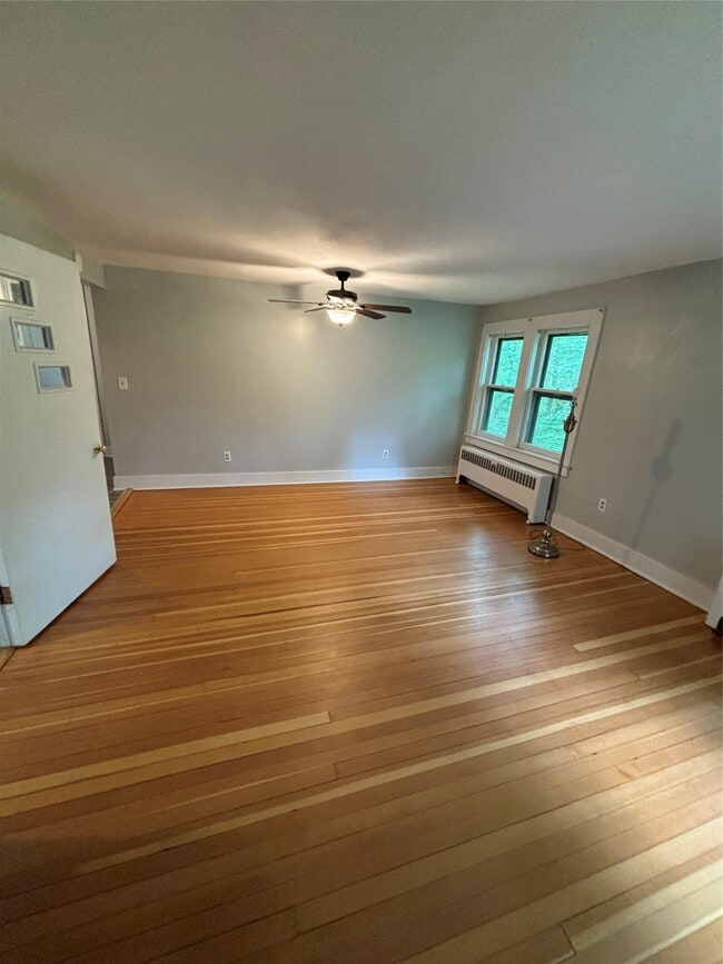 Building Photo - 50 NY-343