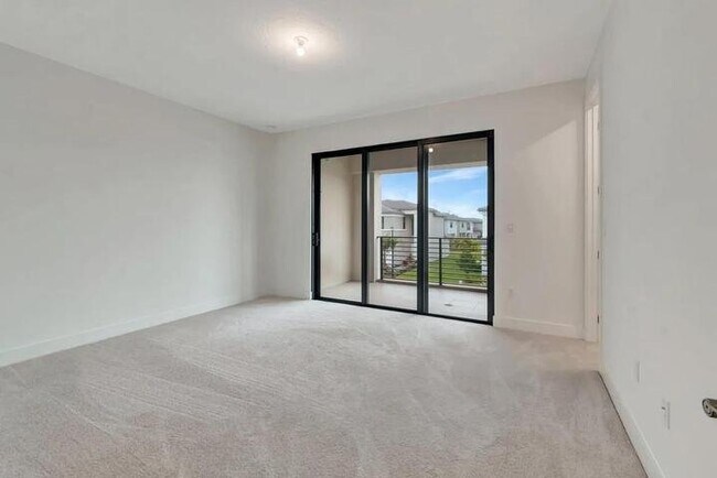 Foto del edificio - 8612 Swinley Frst Wy
