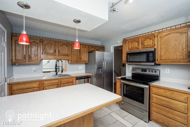 Building Photo - 3 br, 2 bath House - 4600 Cod Dr UNIT