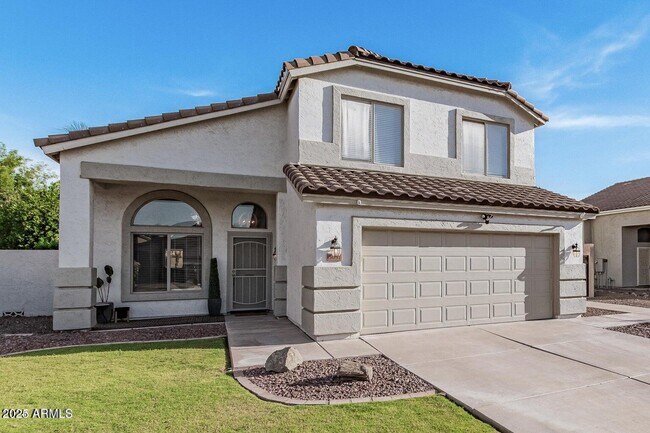 Building Photo - 3051 E Millbrae Ln