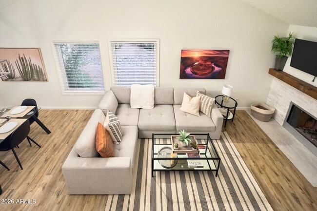 Foto del edificio - 322 E Bluebell Ln