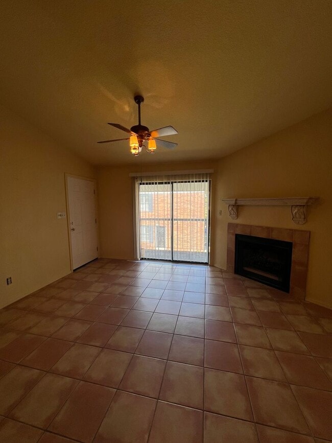 Building Photo - 1 bed condo near OU campus