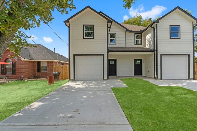 Building Photo - 8205 Carver Rd