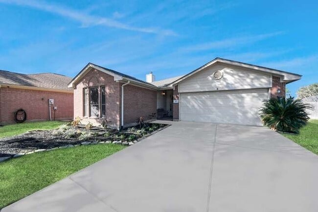 Building Photo - 5615 Brenwood Gln Trl